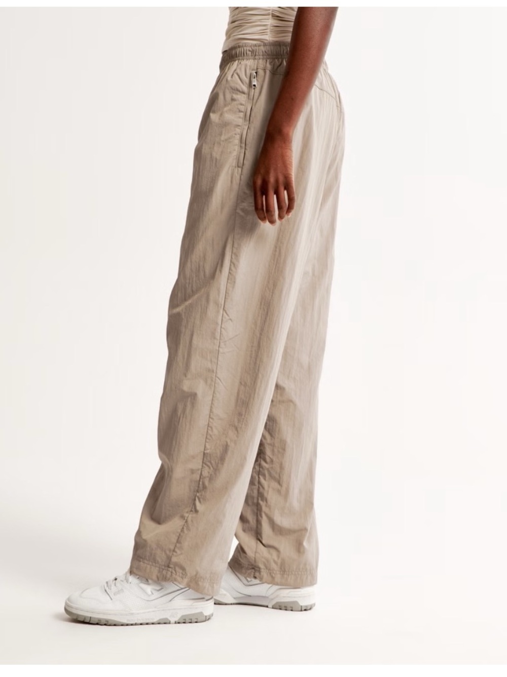 Abercrombie & Fitch Crinkle Nylon Track Pants in Khaki Beige, Size Small - Picture 3 of 14